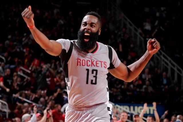 世体：亚马尔第75分钟伤退 可能周日无法出战马竞